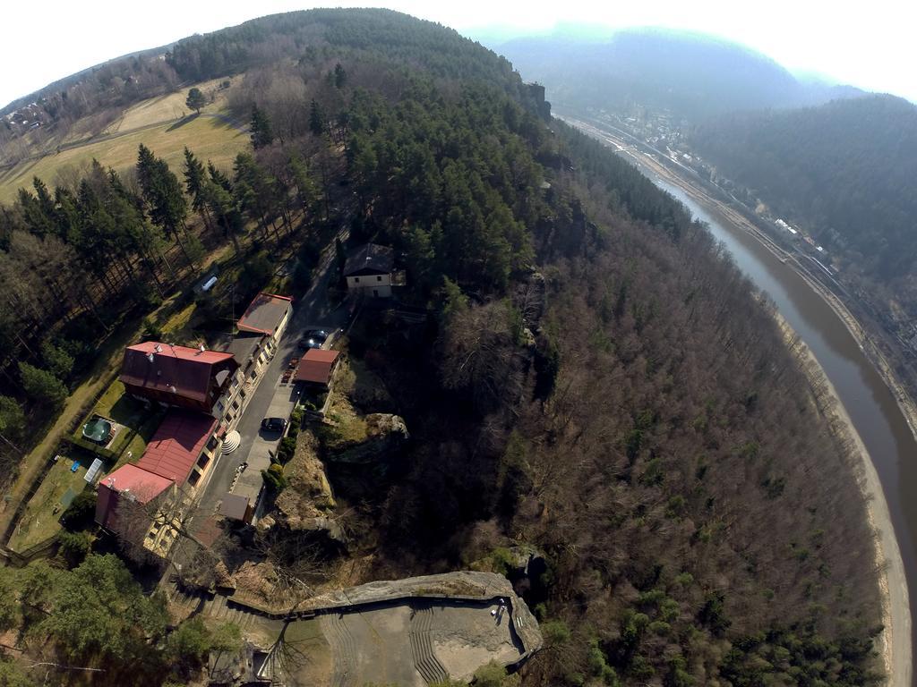 Hotel Garni Belveder Hřensko Exteriör bild